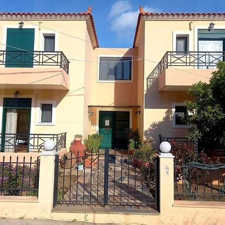 Balcony With A View - In The Heart Of The Village Mesotopos Exterior photo